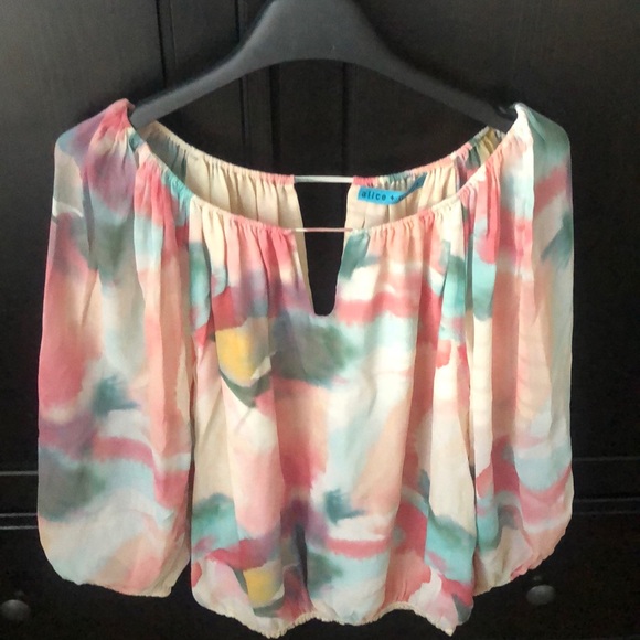 Top - Picture 2 of 4